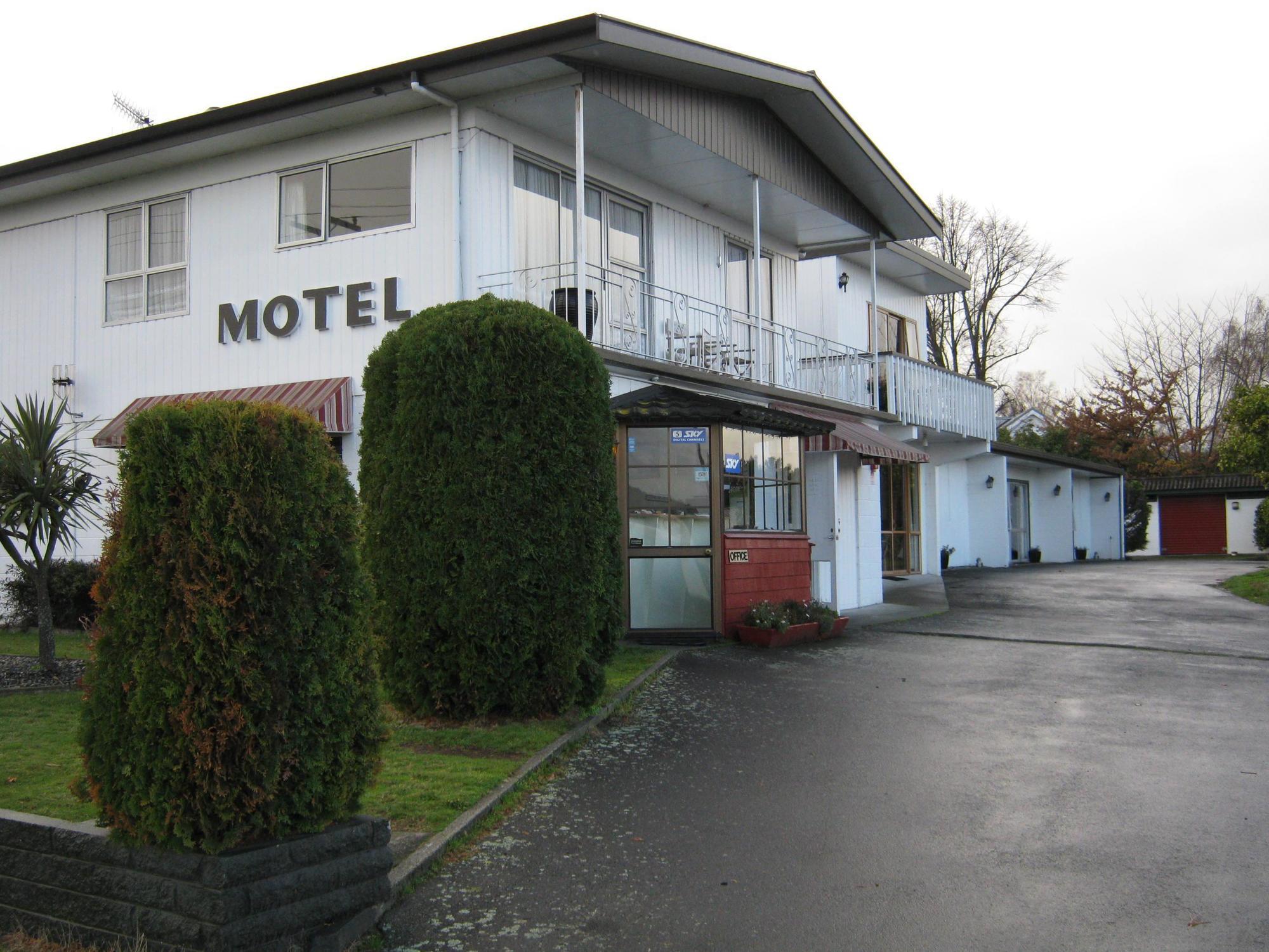 Adelphi Motel Таупо Экстерьер фото