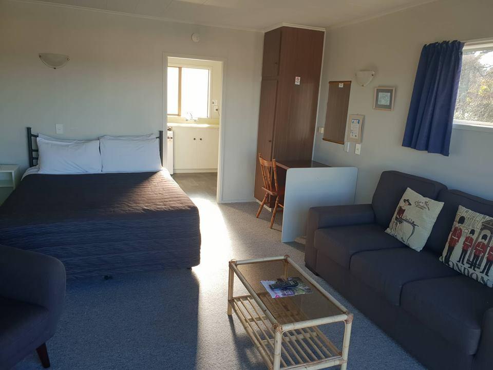 Adelphi Motel Таупо Экстерьер фото