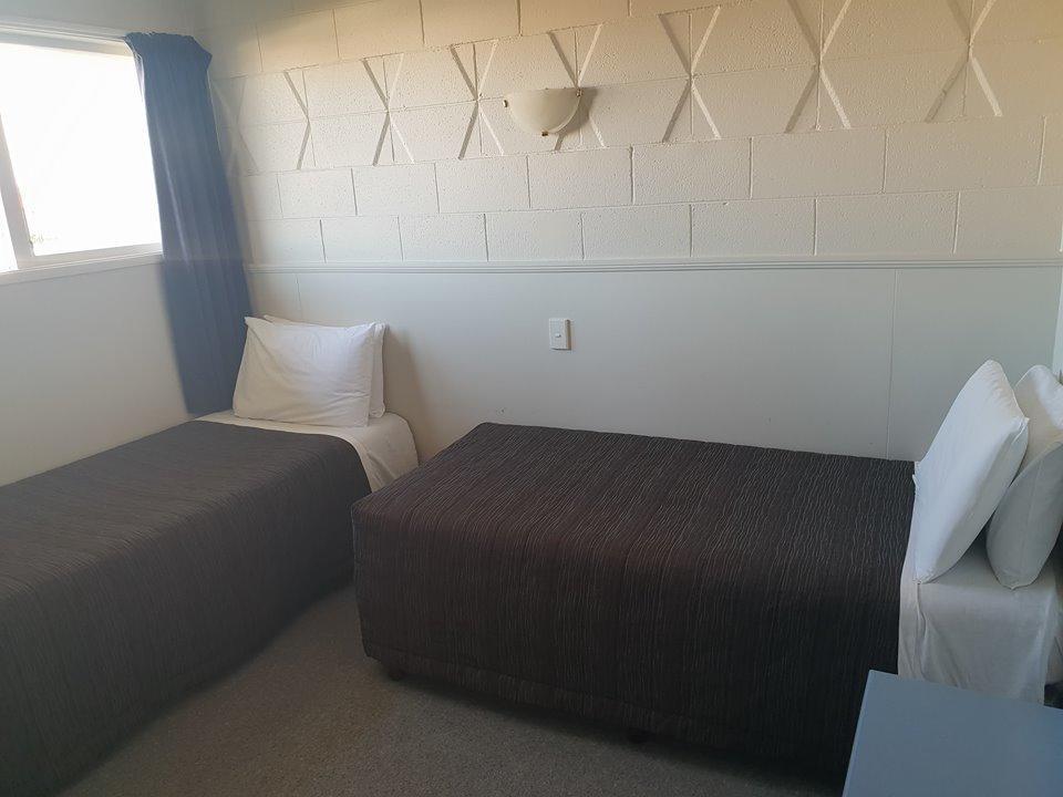 Adelphi Motel Таупо Экстерьер фото